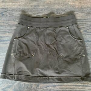 ATHLETA Women’s North Peak Skirt/Skort Olive Size XS